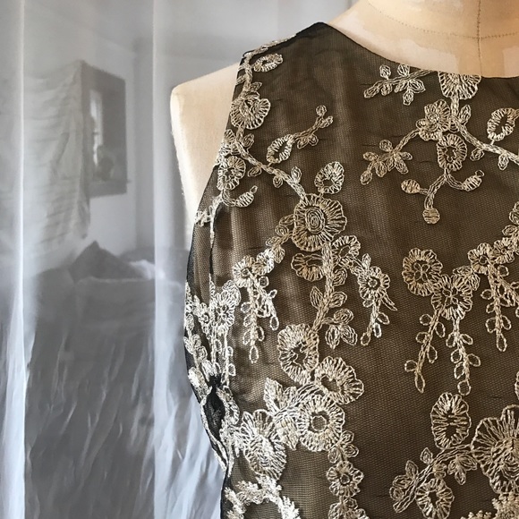 🛍Metallic Lace Detailed Back Cocktail Dress! - Picture 3 of 4